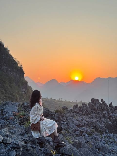 Hoàng hôn trên Bãi đá Mặt Trăng, ảnh do người dùng cung cấp.