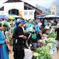 Chợ phiên Đồng Văn